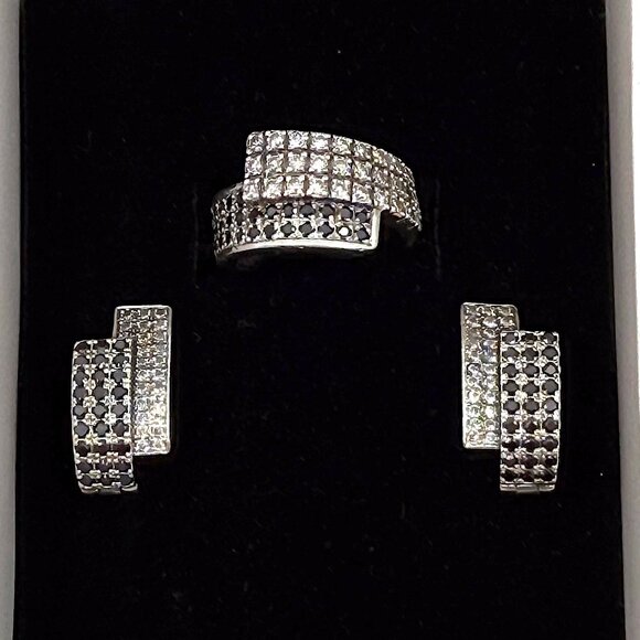 Elegant Vintage 925 Silver Earrings and Ring Set – CZ Black & White - Picture 1 of 6